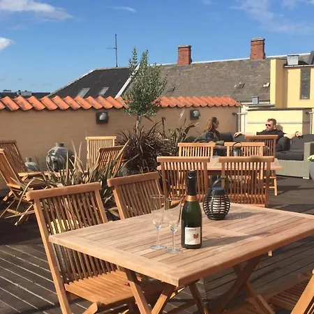 City Hotel Apartments 3* 오덴세