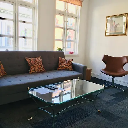 City Hotel Apartments Apart-hotel