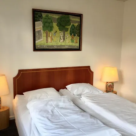 City Hotel Apartments Aparthotel