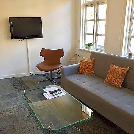 City Hotel Apartments Apart-hotel 3*