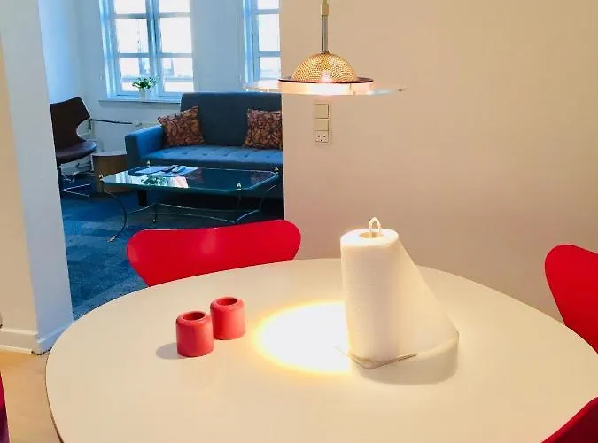 Апарт-отель City Hotel Apartments 3*